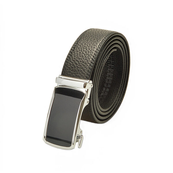 Close-up view of the men's black litchi grain automatic buckle belt, emphasizing the texture and buckle design.